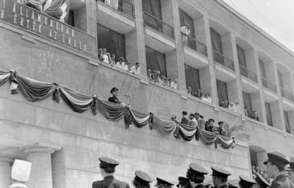 1956: sortüzek és lincselések vidéken